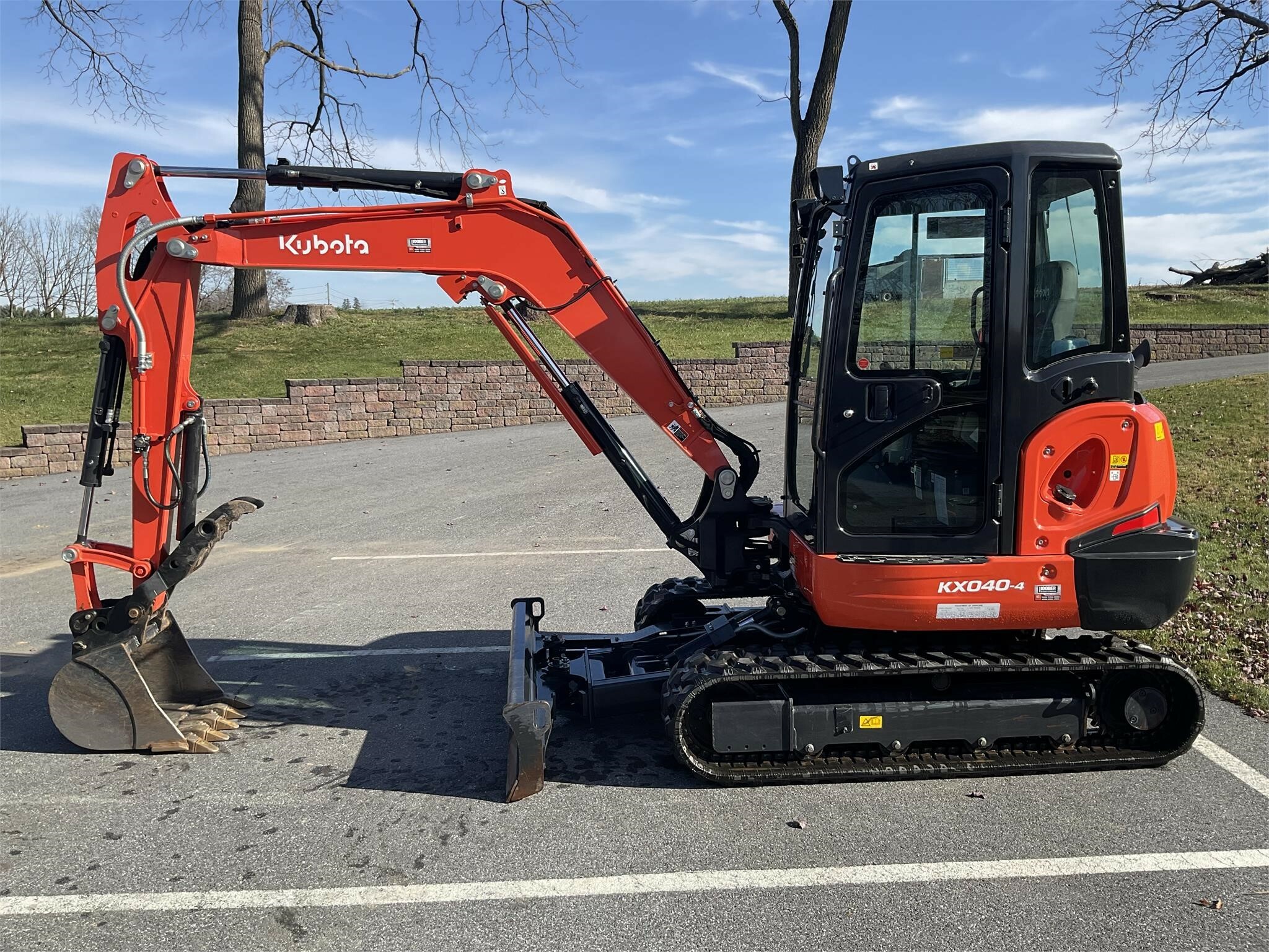 2022 Kubota KX 040-4 Mini Excavator
