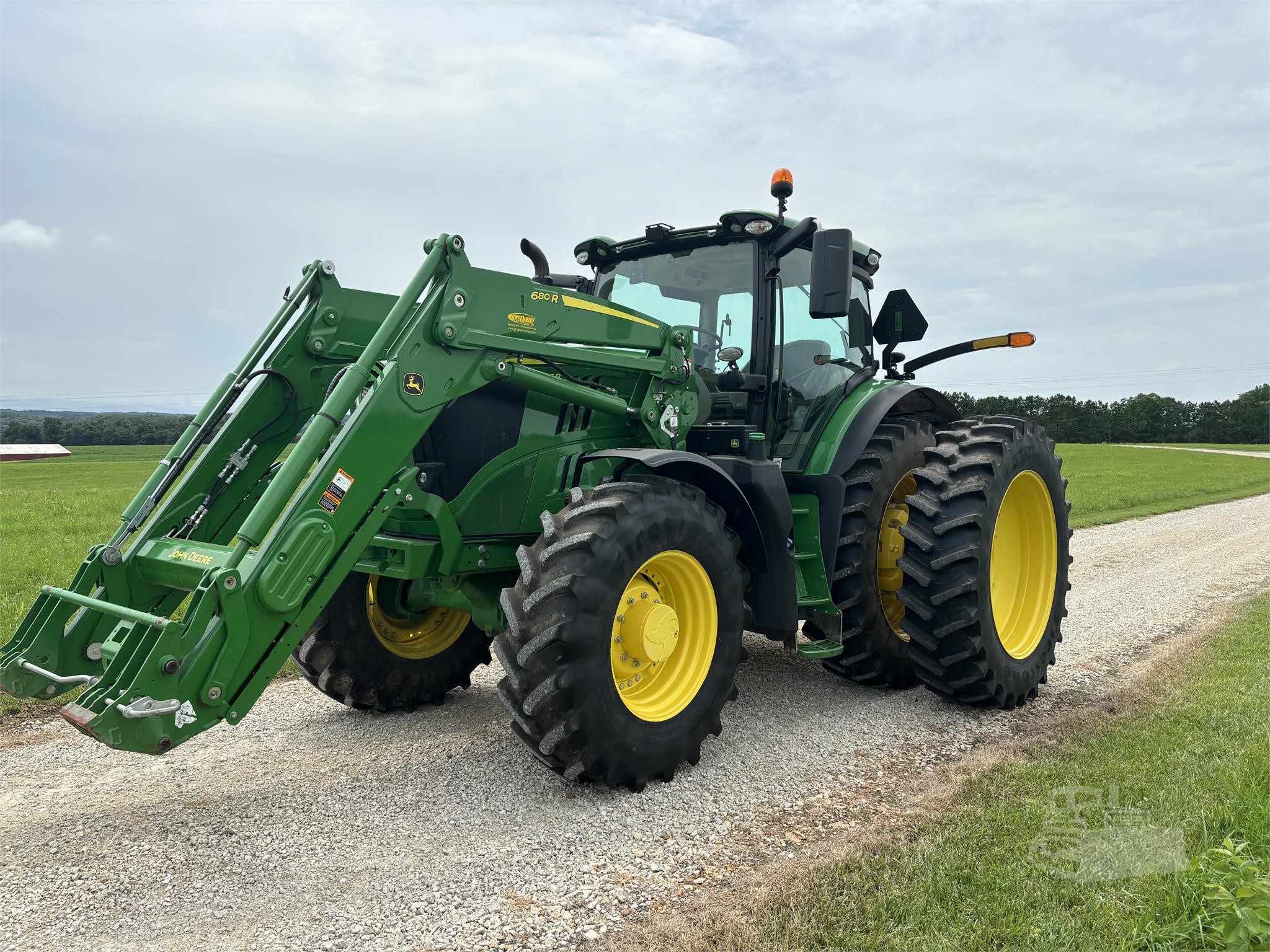 John Deere 6175R - View 5